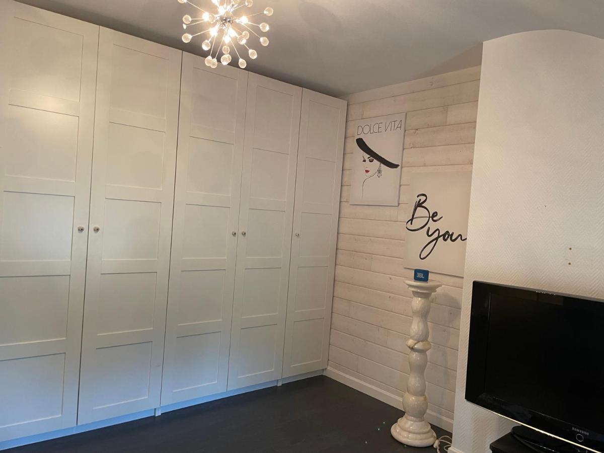 Chez Emmanuel Apartment Сент Екстериор снимка